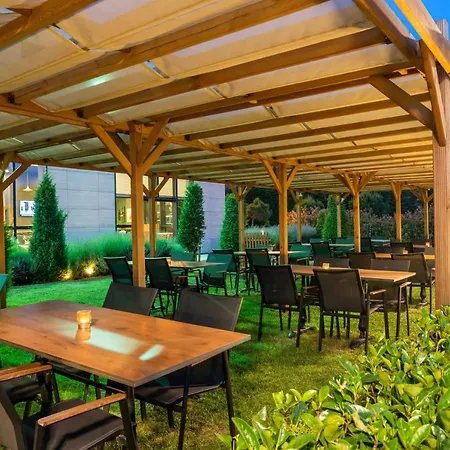 Ibis Tuzla 3*
