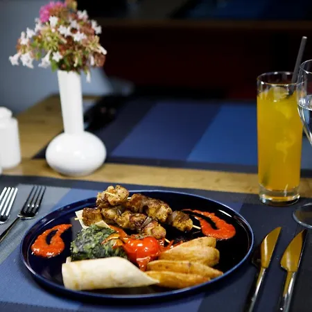 Ibis Istanbul Tuzla Otel 3*