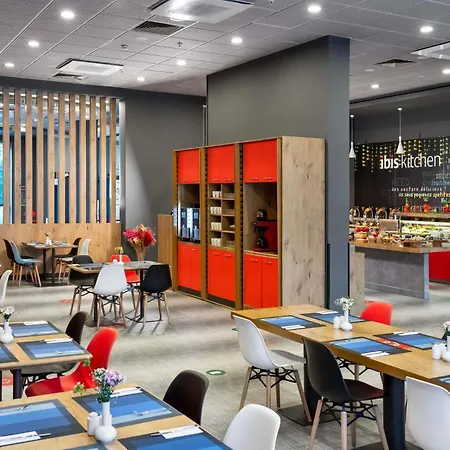 Ibis Istanbul Tuzla Otel 3*