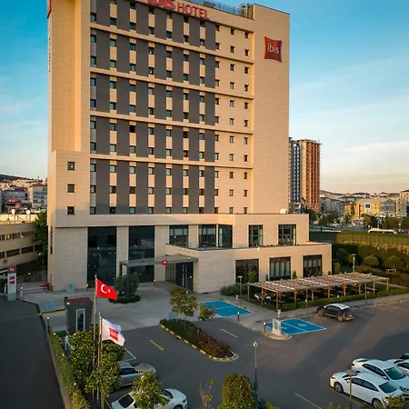 Hotel Ibis Istanbul Tuzla 3*